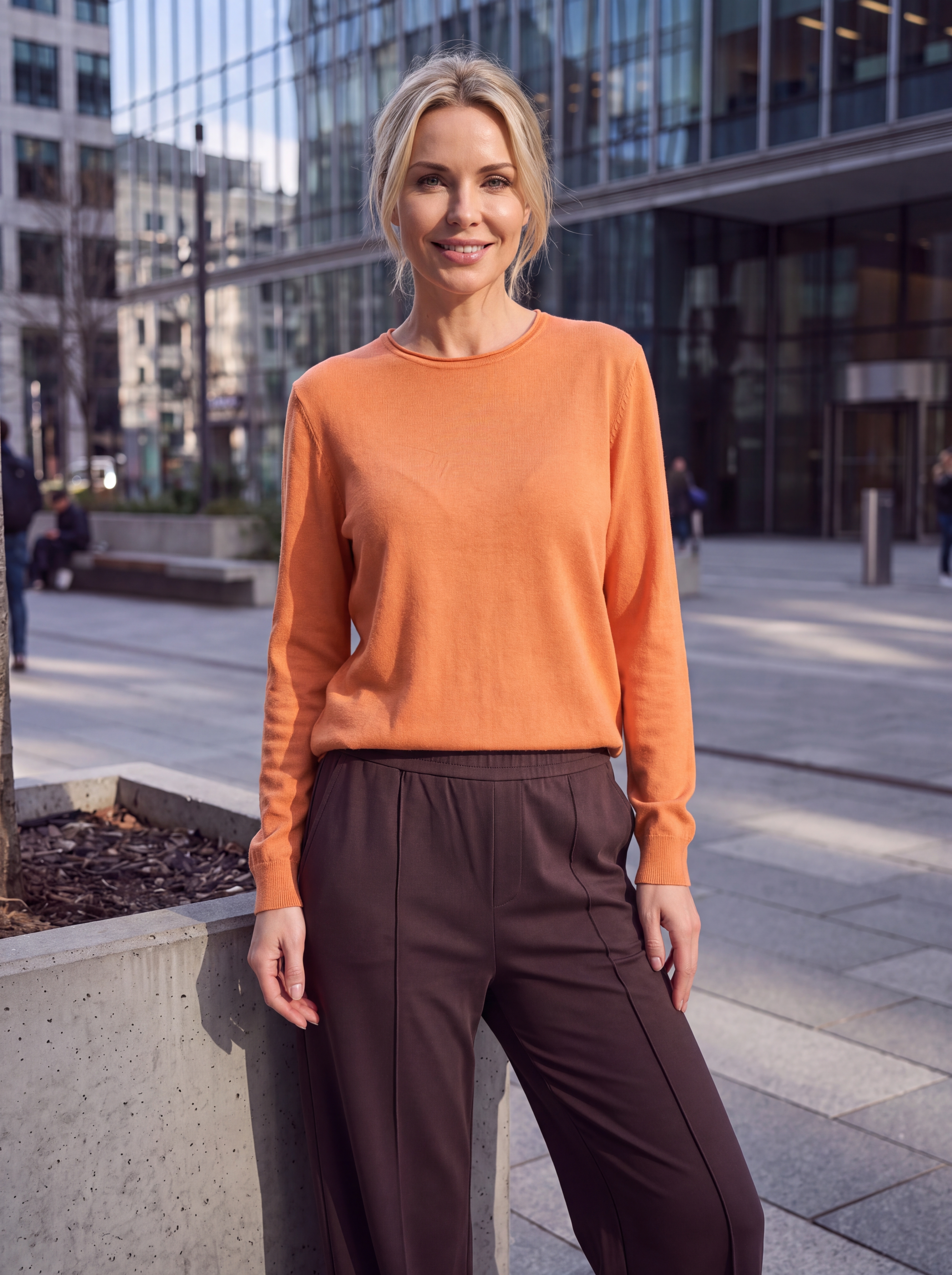 Dámsky pulóver s okrúhlym výstrihom H.WINTER PUMPKIN jemná oranžová s.WEAR 7
